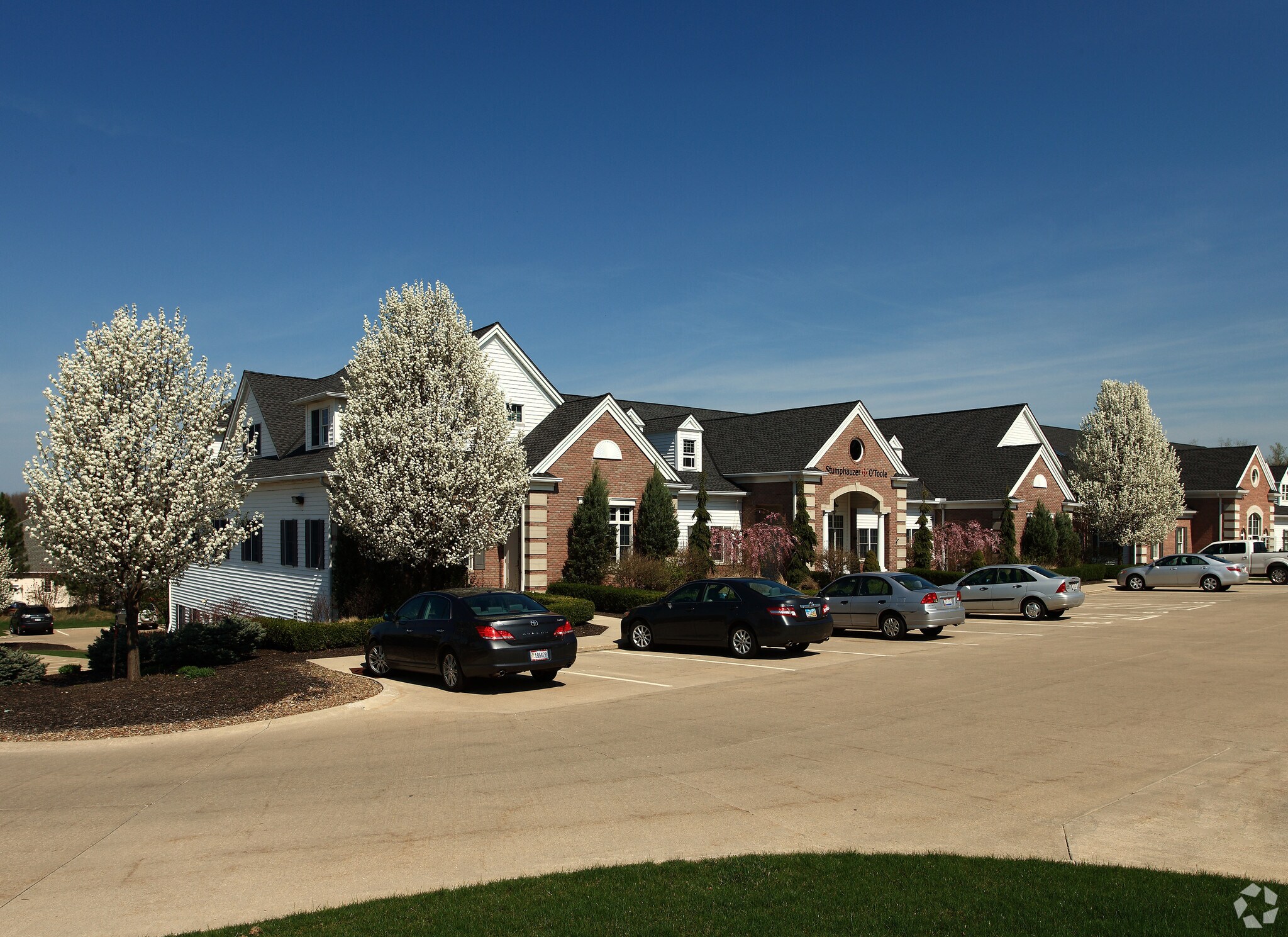 5455 Detroit Rd, Sheffield Village, OH for lease Primary Photo- Image 1 of 5