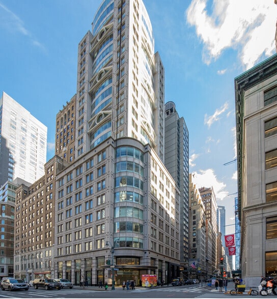 461 Fifth Ave, New York, NY for lease - Building Photo - Image 1 of 8