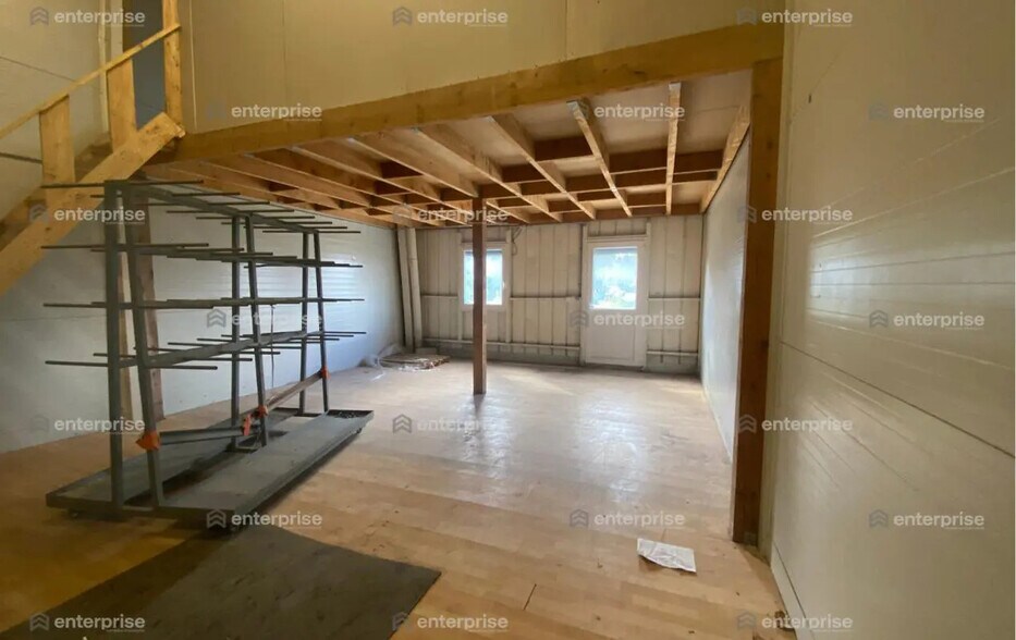 Flex in Clermont for lease - Interior Photo - Image 3 of 5