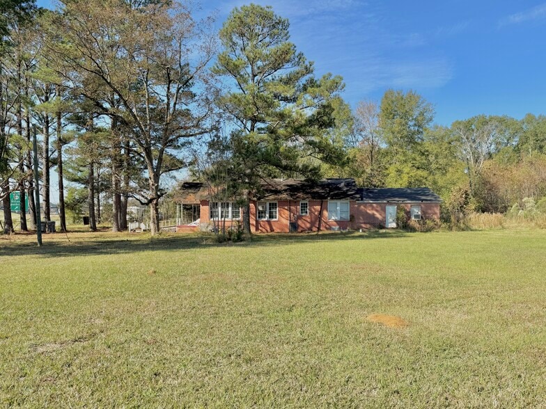 66 Boyd Rd, Starkville, MS for sale - Building Photo - Image 2 of 9