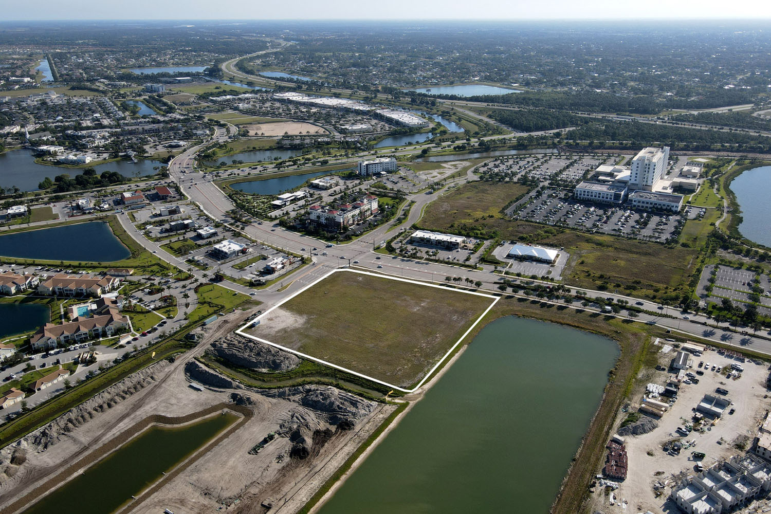 SW Village Pky, Port Saint Lucie, FL for sale Building Photo- Image 1 of 1