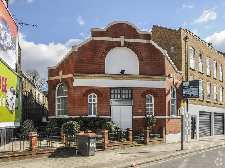 402 Finchley Rd, London for sale - Primary Photo - Image 1 of 1