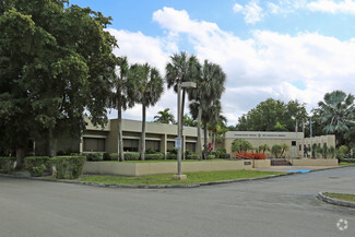 More details for 15255 NW 82nd Ave, Hialeah, FL - Office/Retail for Lease