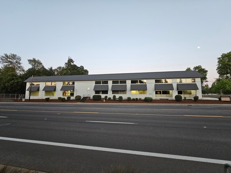 3850 Portland Rd NE, Salem, OR for sale - Building Photo - Image 2 of 18