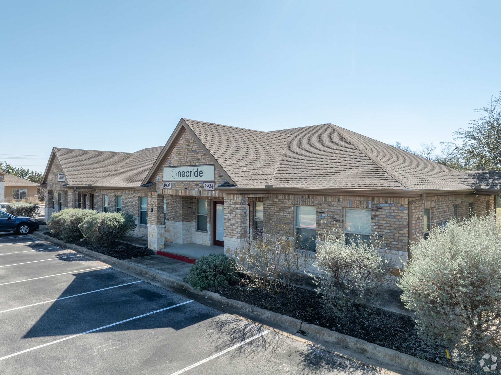 1464 E Whitestone Blvd, Cedar Park, TX for lease Building Photo- Image 1 of 16