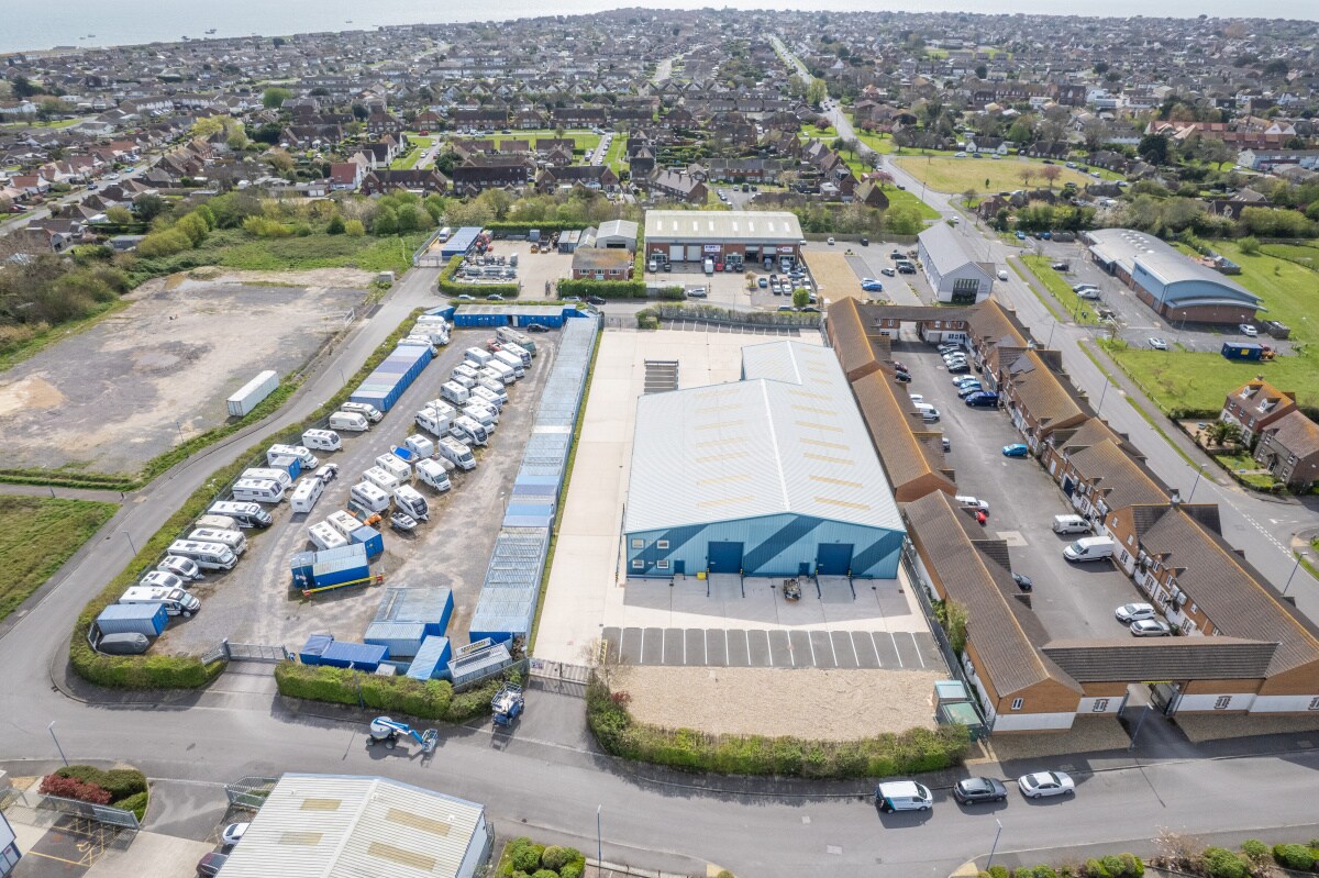 Manor Rd, Selsey for sale Primary Photo- Image 1 of 1
