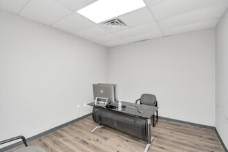 9001 Jensen Dr, Houston, TX for lease Interior Photo- Image 2 of 10