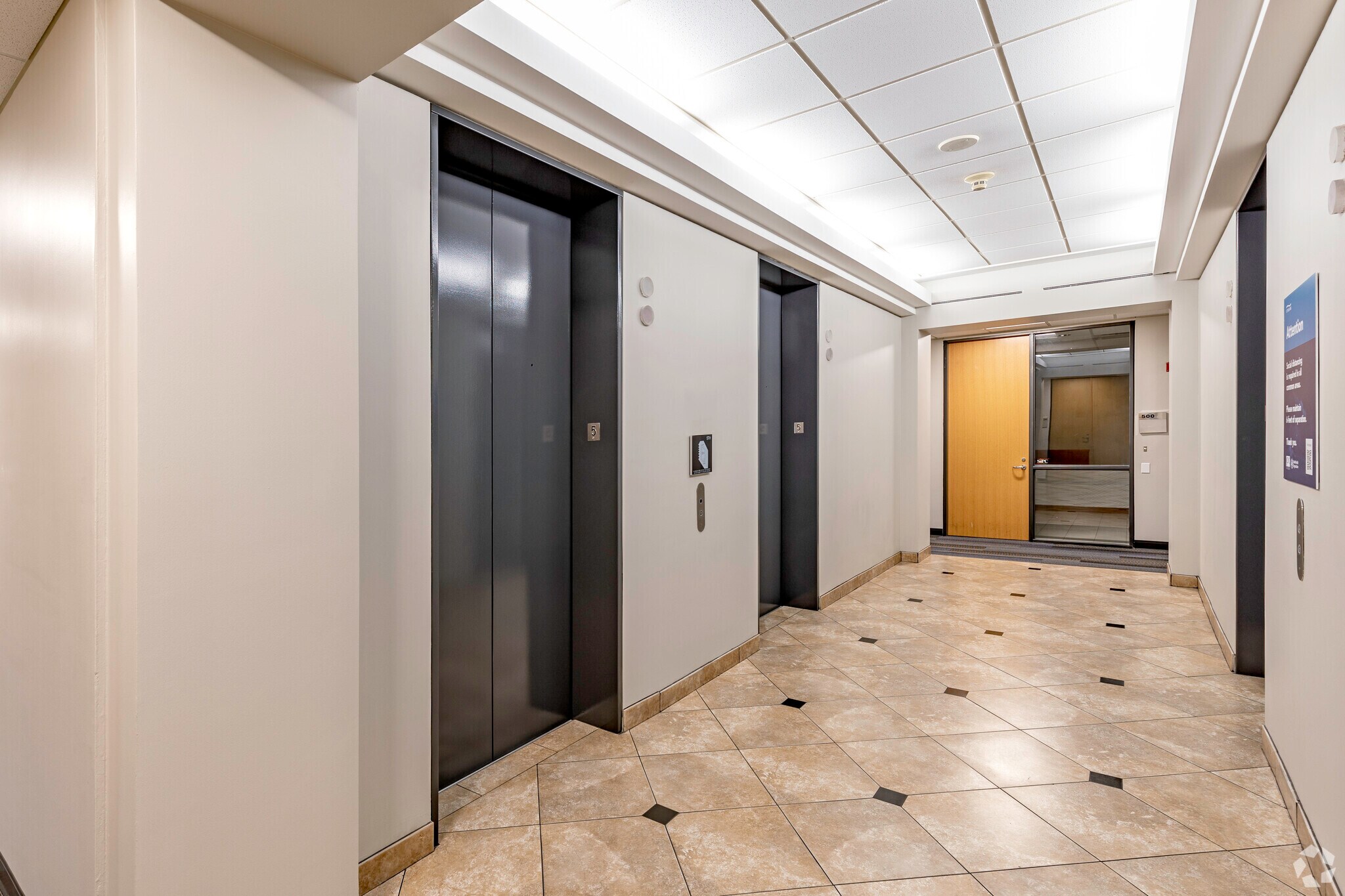 10010 San Pedro Ave, San Antonio, TX for lease Interior Photo- Image 1 of 9
