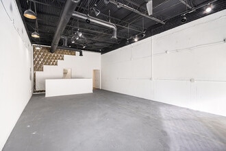 813 Hollywood Rd NW, Atlanta, GA for lease Interior Photo- Image 2 of 13