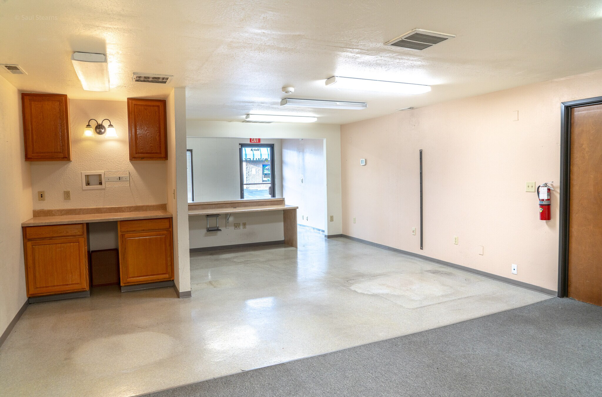 815-817 N Central Ave, Medford, OR for lease Interior Photo- Image 1 of 6