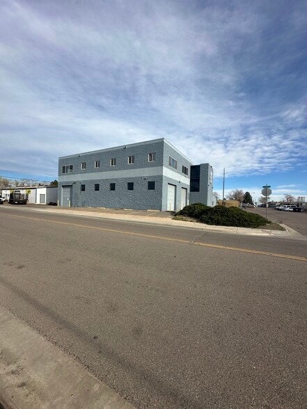 5501 Pearl St, Denver, CO for lease - Building Photo - Image 2 of 4