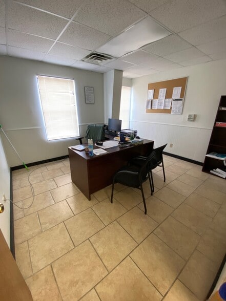 2112 N Bolton Ave, Alexandria, LA for sale - Building Photo - Image 2 of 37