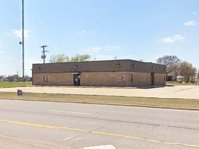 1702 N Glenn L English St, Cordell, OK for sale Building Photo- Image 1 of 12