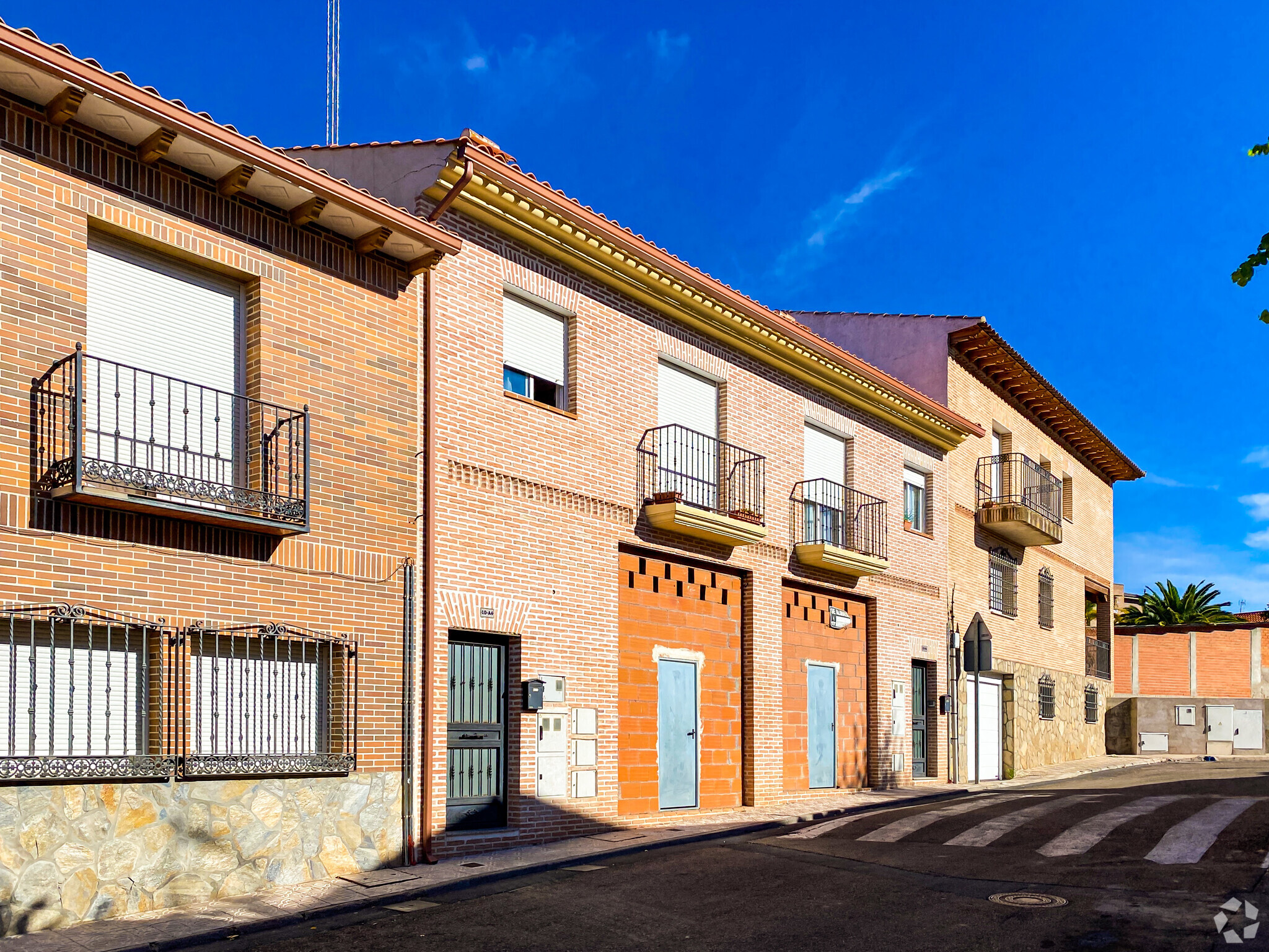 Calle Cedillo, 10, Ugena, Toledo for lease Building Photo- Image 1 of 3