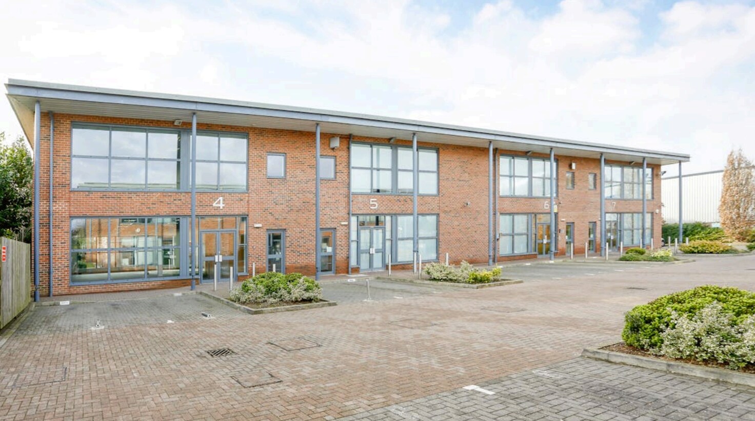 White Lion Rd, Amersham for lease Building Photo- Image 1 of 9