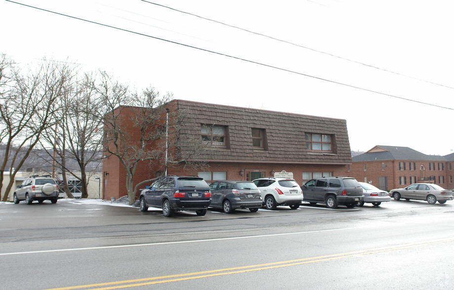 1388 Freeport Rd, Pittsburgh, PA for lease - Building Photo - Image 3 of 3