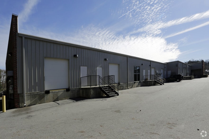 1829 Capital Blvd, Raleigh, NC for lease - Building Photo - Image 2 of 5