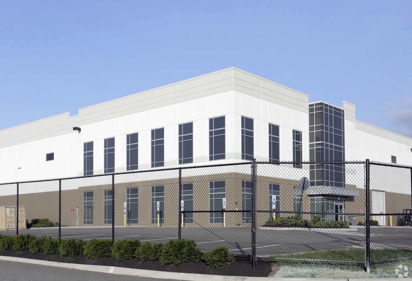 901 W Linden Ave, Linden, NJ 07036 | LoopNet