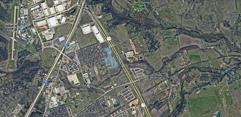 760 County Road 152, Georgetown, TX for sale - Primary Photo - Image 1 of 7