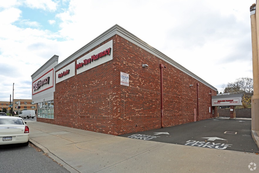 7720-7734 Bustleton Ave, Philadelphia, PA for lease - Building Photo - Image 3 of 4