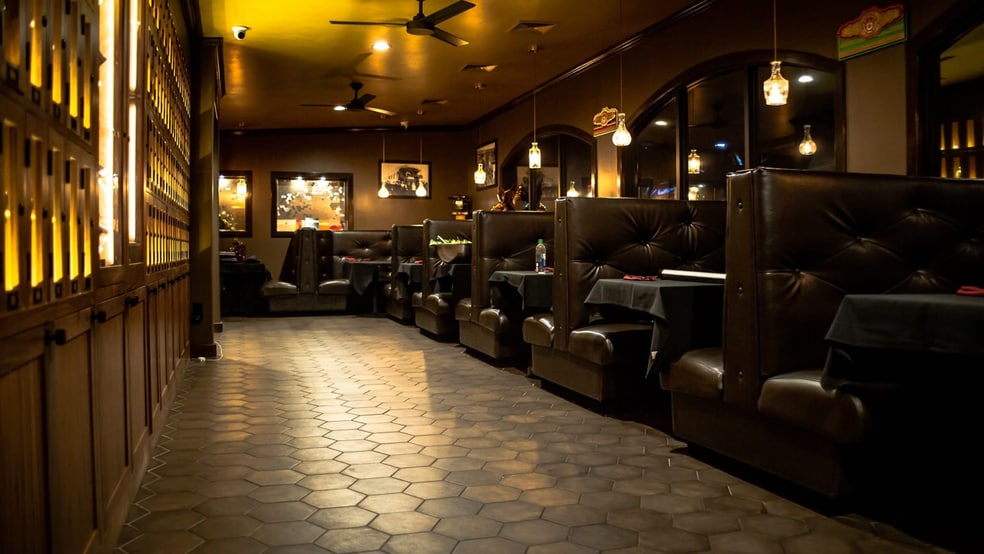 1325 Eureka Way, Redding, CA for lease - Building Photo - Image 2 of 6