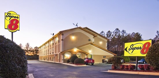 105 Woodcrest Blvd, Warner Robins, GA for sale Primary Photo- Image 1 of 1