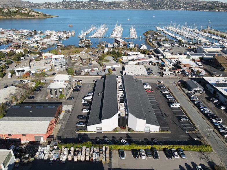 200 Gate Five Rd, Sausalito, CA for lease - Building Photo - Image 3 of 10