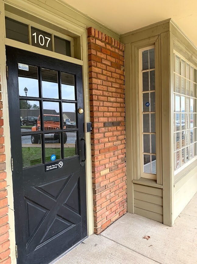 3659 Lorna Rd, Birmingham, AL 35216 Retail for Lease