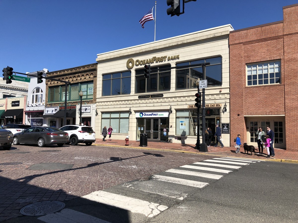 73 Broad St, Red Bank, NJ 07701