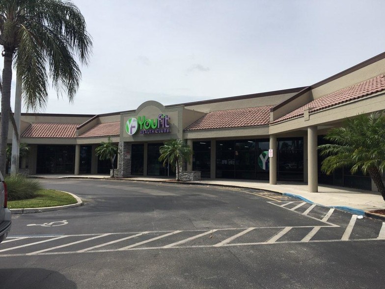 2601-2675 S Military Trl, West Palm Beach, FL for lease - Building Photo - Image 2 of 3