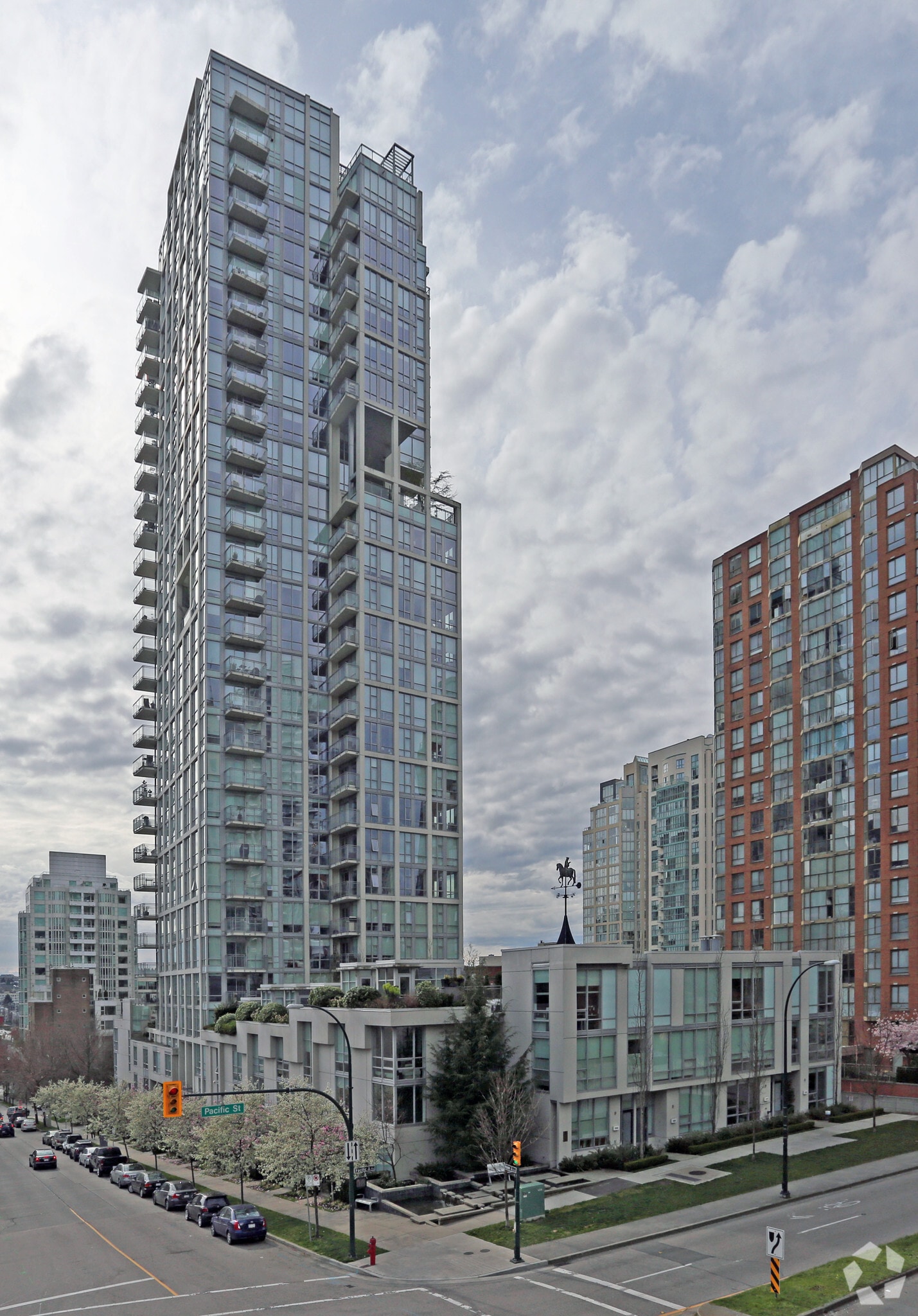 1455 Howe St, Vancouver, BC for sale Primary Photo- Image 1 of 1