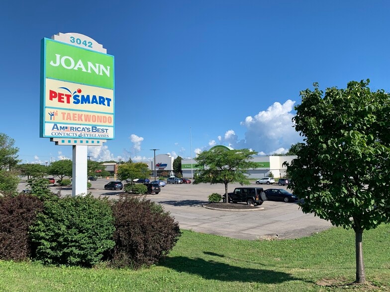 3042 Ridge Rd W, Greece, NY for lease - Other - Image 1 of 11