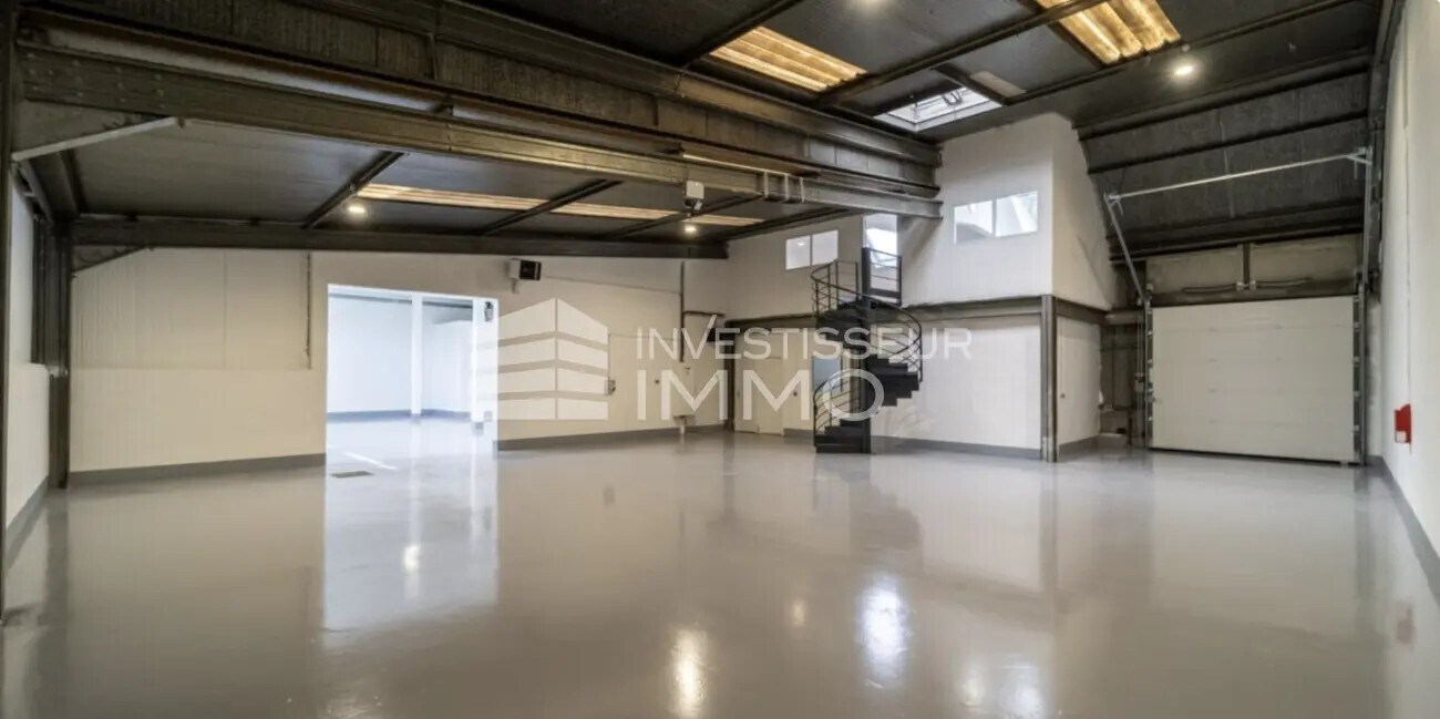 Flex in Évry for lease Interior Photo- Image 1 of 2