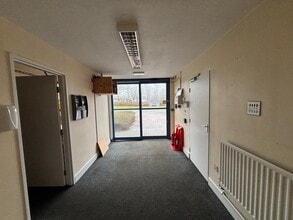 Clydesmill Pl, Glasgow for lease Interior Photo- Image 1 of 6