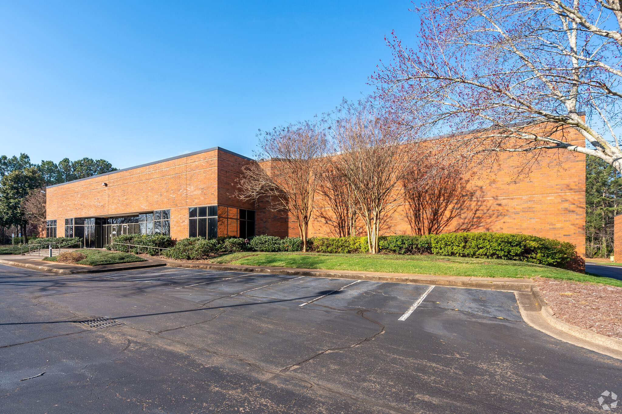 1801 W Oak Pky, Marietta, GA for lease Primary Photo- Image 1 of 6