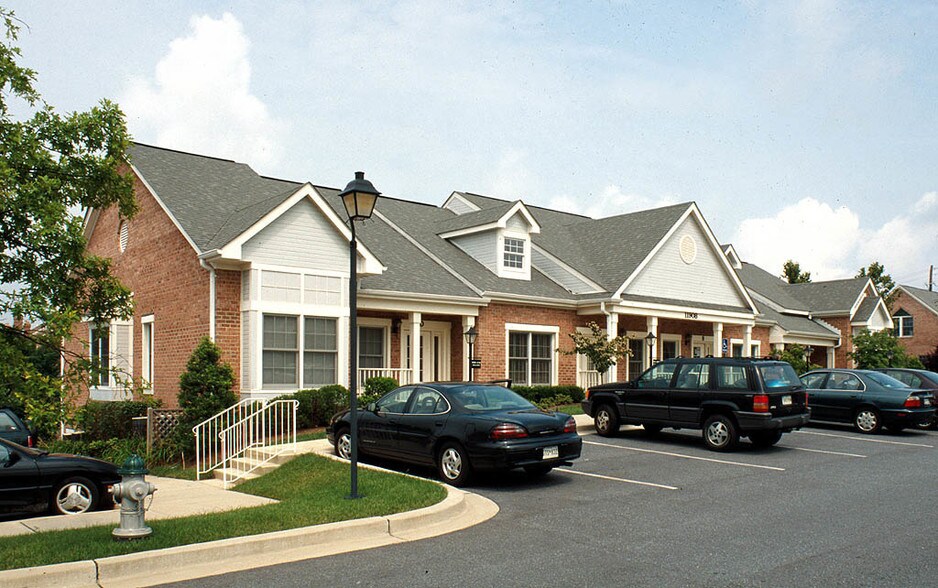 11908 Darnestown Rd, Gaithersburg, MD for sale - Building Photo - Image 2 of 2