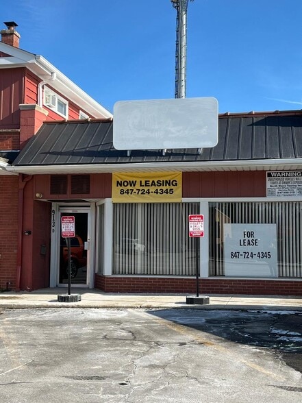 913 Greenwood Rd, Glenview, IL for lease - Building Photo - Image 1 of 2