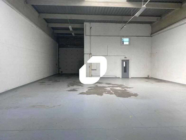 Flex in SAINT-OUEN-L'AUMONE for lease - Interior Photo - Image 2 of 26