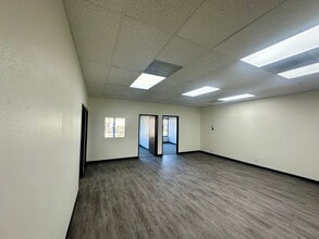17151 Newhope St, Fountain Valley, CA for lease Interior Photo- Image 2 of 6