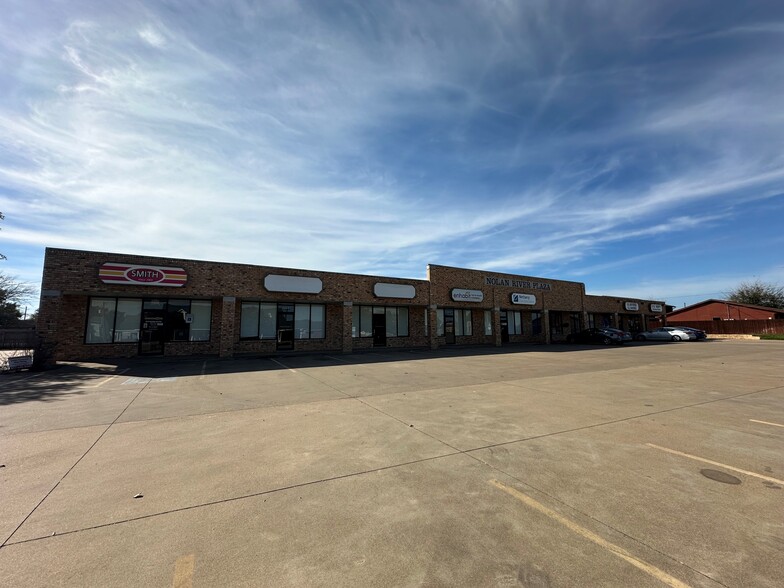 605 N Nolan River Rd, Cleburne, TX for lease - Building Photo - Image 2 of 2