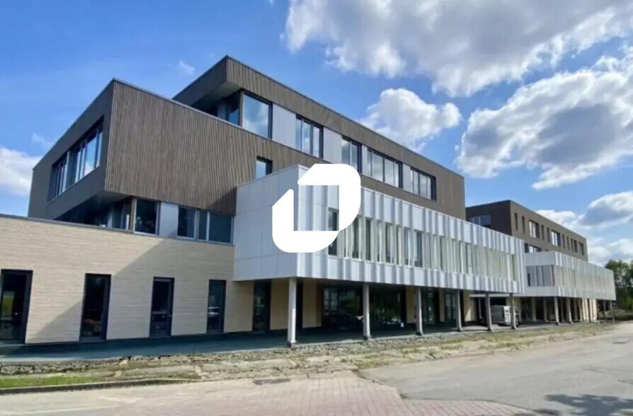 Office in Marcq-en-Baroeul for lease - Building Photo - Image 3 of 7