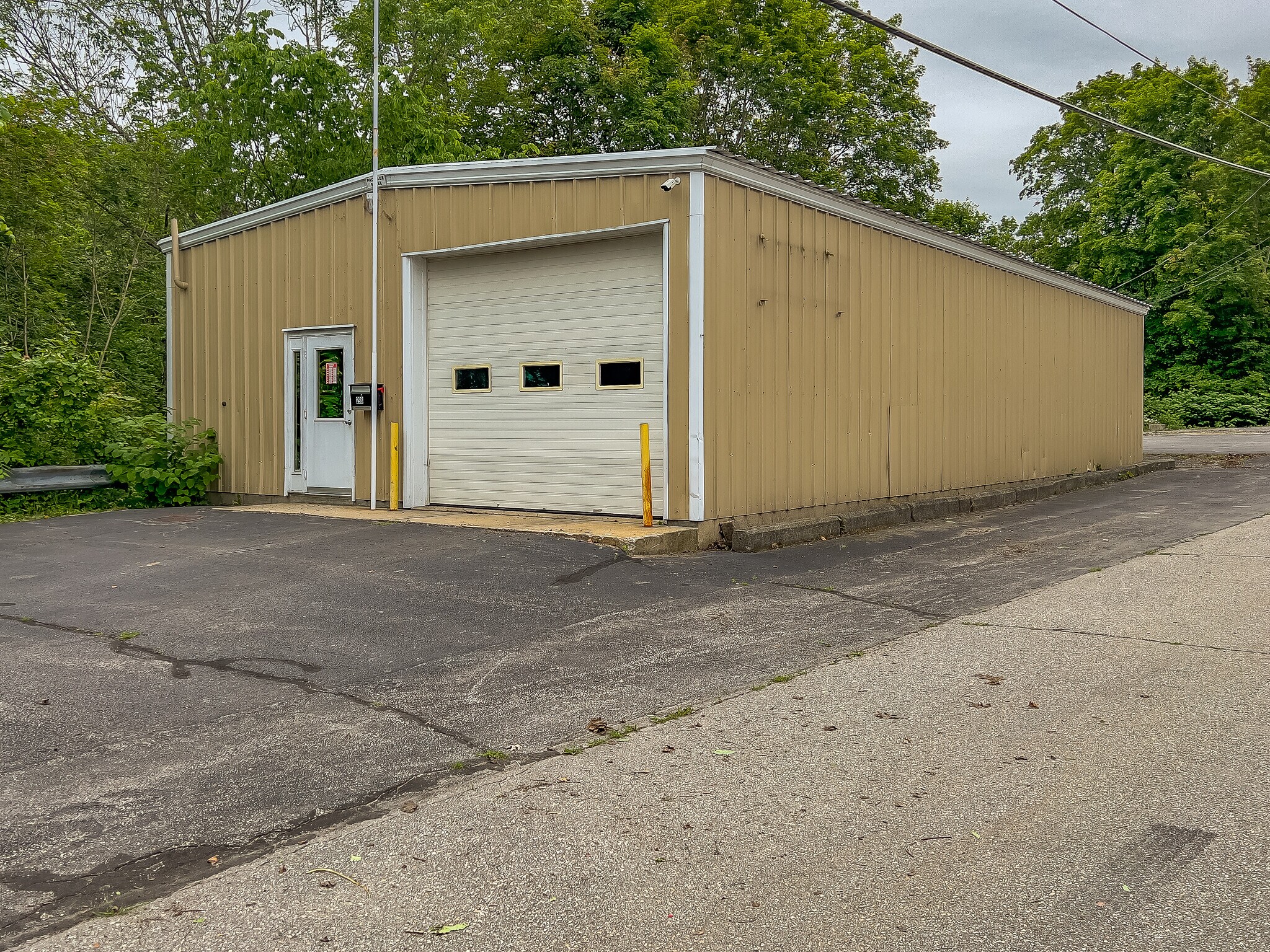 298 Main St, Moosup, CT for sale Primary Photo- Image 1 of 1