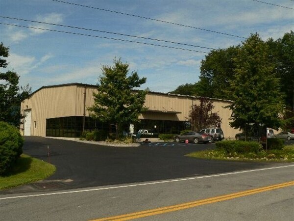 11A Solar Dr, Halfmoon, NY for sale Building Photo- Image 1 of 1