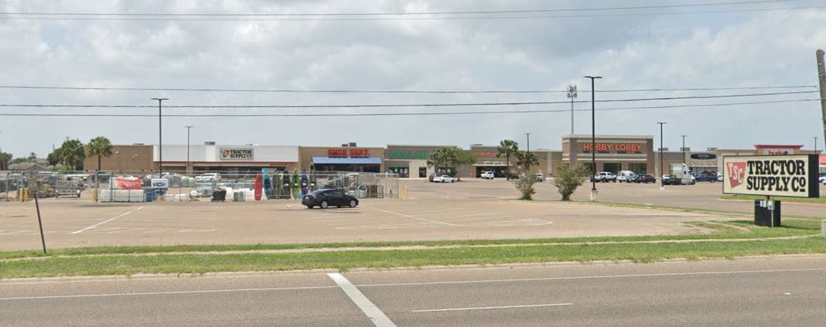 2405 S Brahma Blvd, Kingsville, TX for lease Building Photo- Image 1 of 6