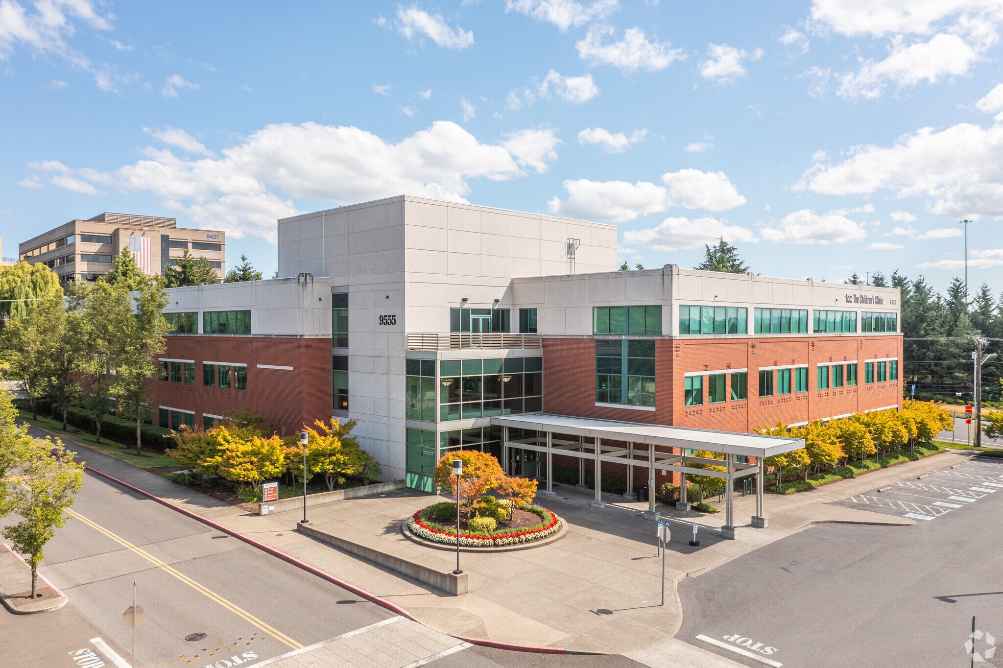 9555 SW Barnes Rd, Portland, OR for lease Building Photo- Image 1 of 7