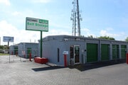 Self storage - Self Storage Facility