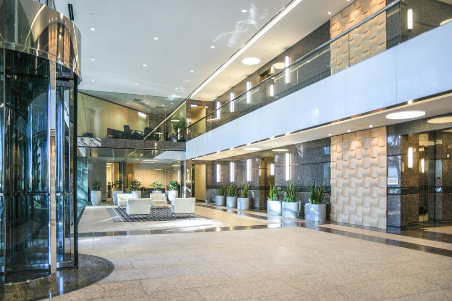 3030 Lyndon B Johnson Fwy, Dallas, TX for lease - Interior Photo - Image 3 of 11