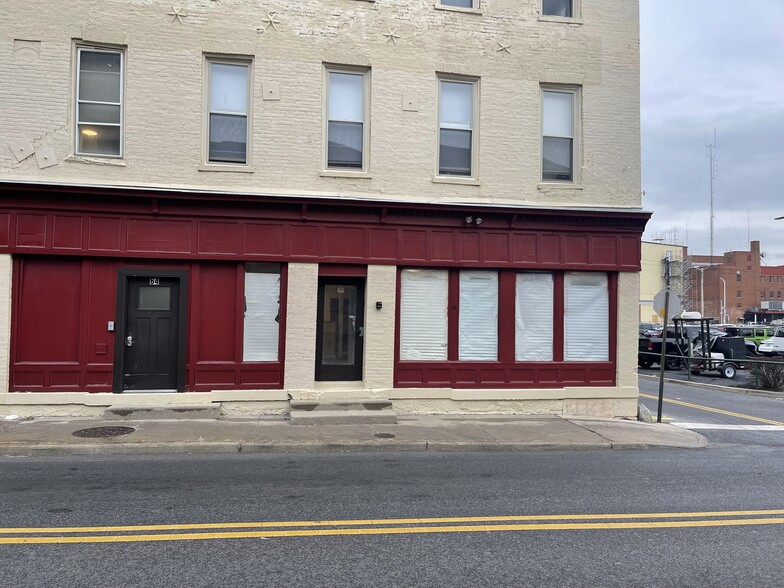 62-64 W Antietam St, Hagerstown, MD for lease - Building Photo - Image 1 of 18