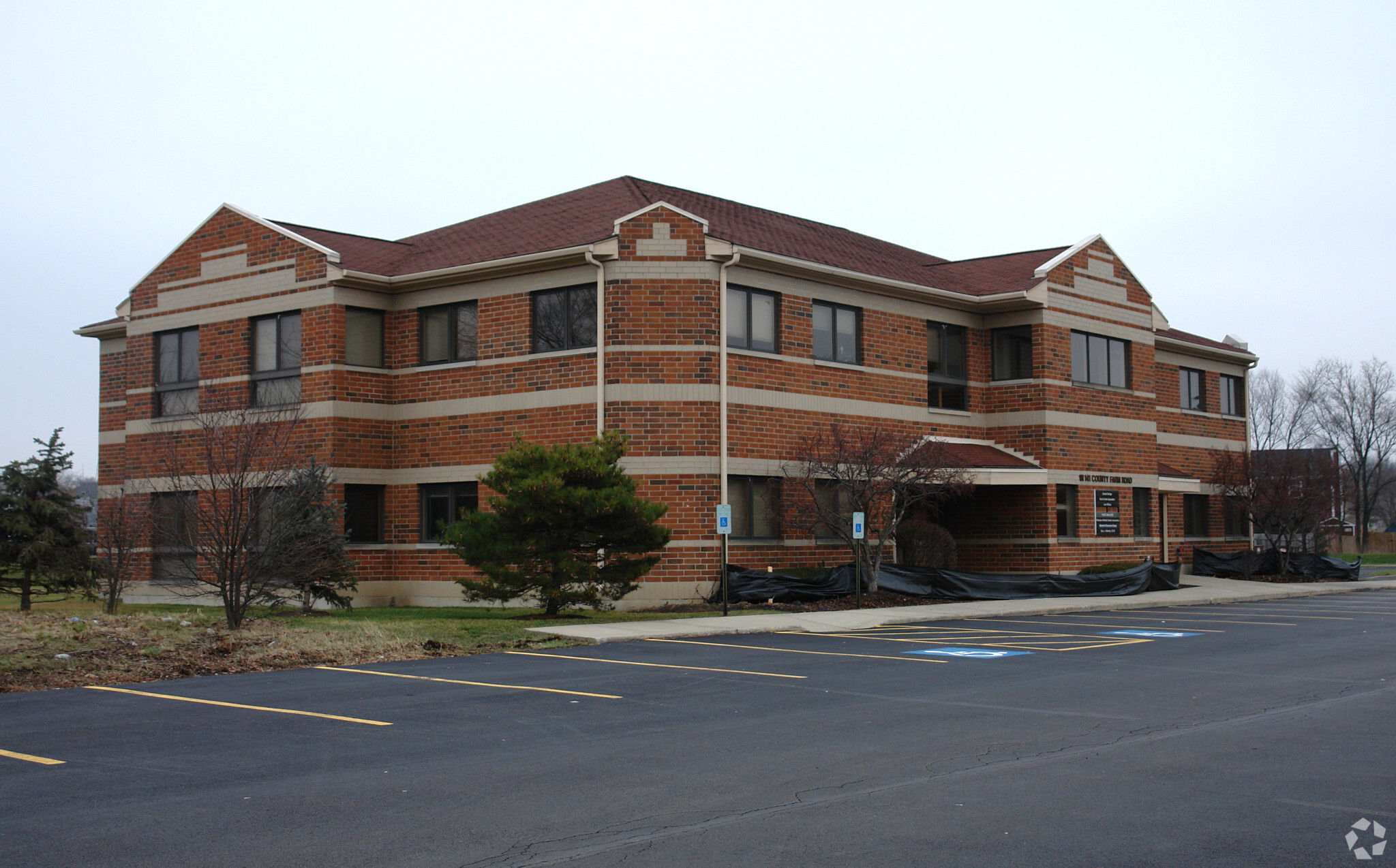 1N141 County Farm Rd, Winfield, IL for sale Primary Photo- Image 1 of 26