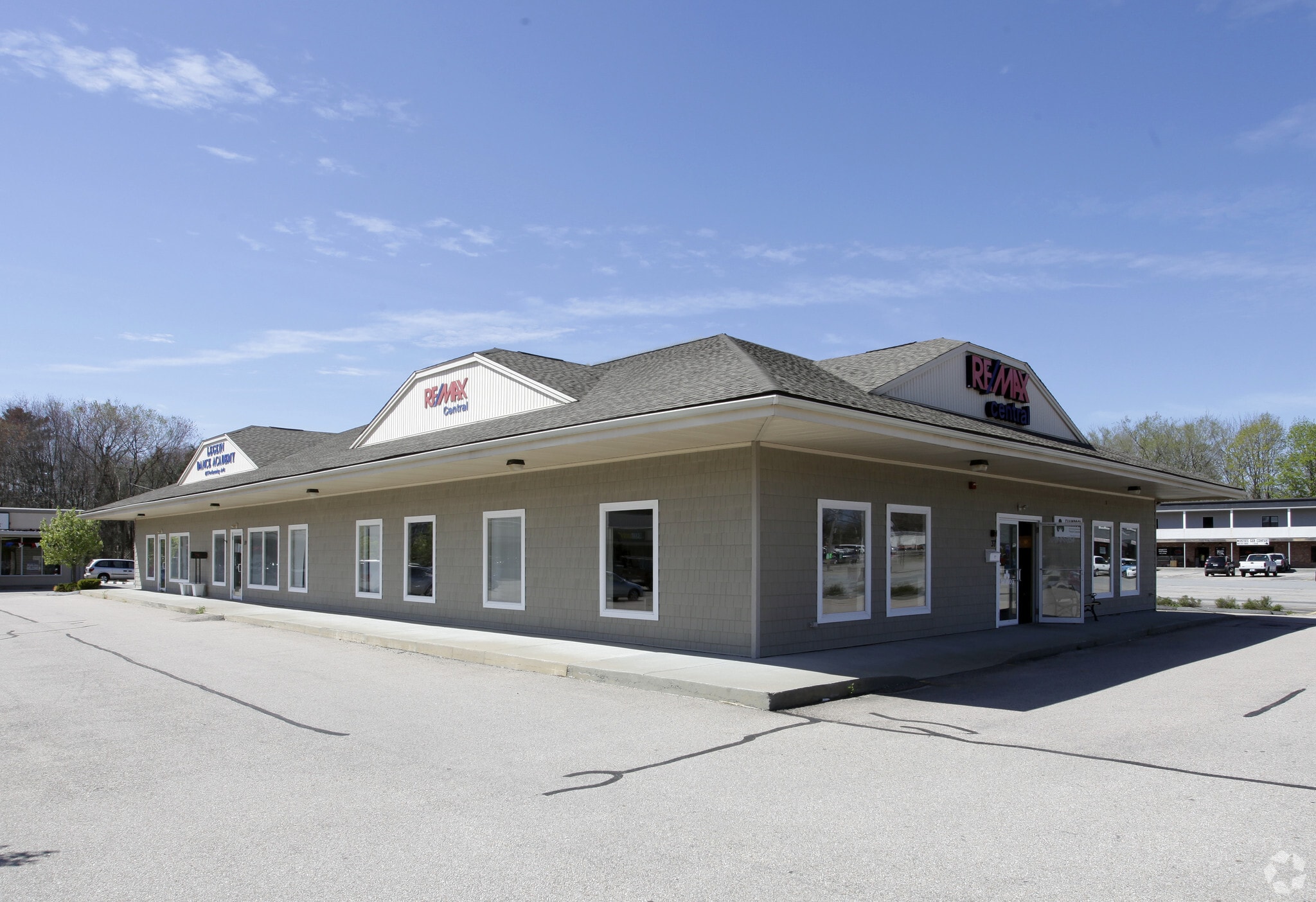 37 Sandy Bottom Rd, Coventry, RI for sale Primary Photo- Image 1 of 1